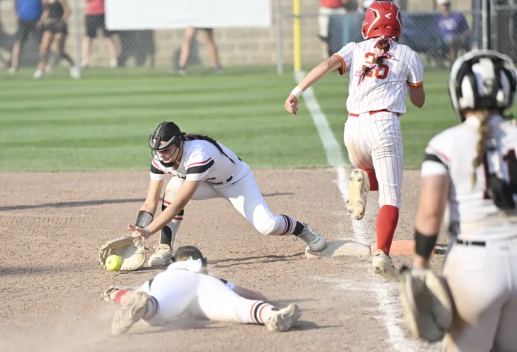 Carlisle uses small ball to defeat Fort Dodge
